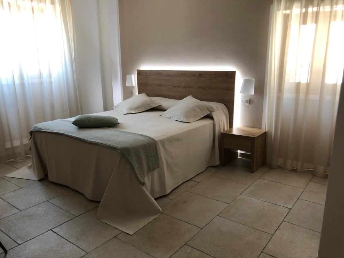 Hotel Punta San Francesco Вьесте Экстерьер фото