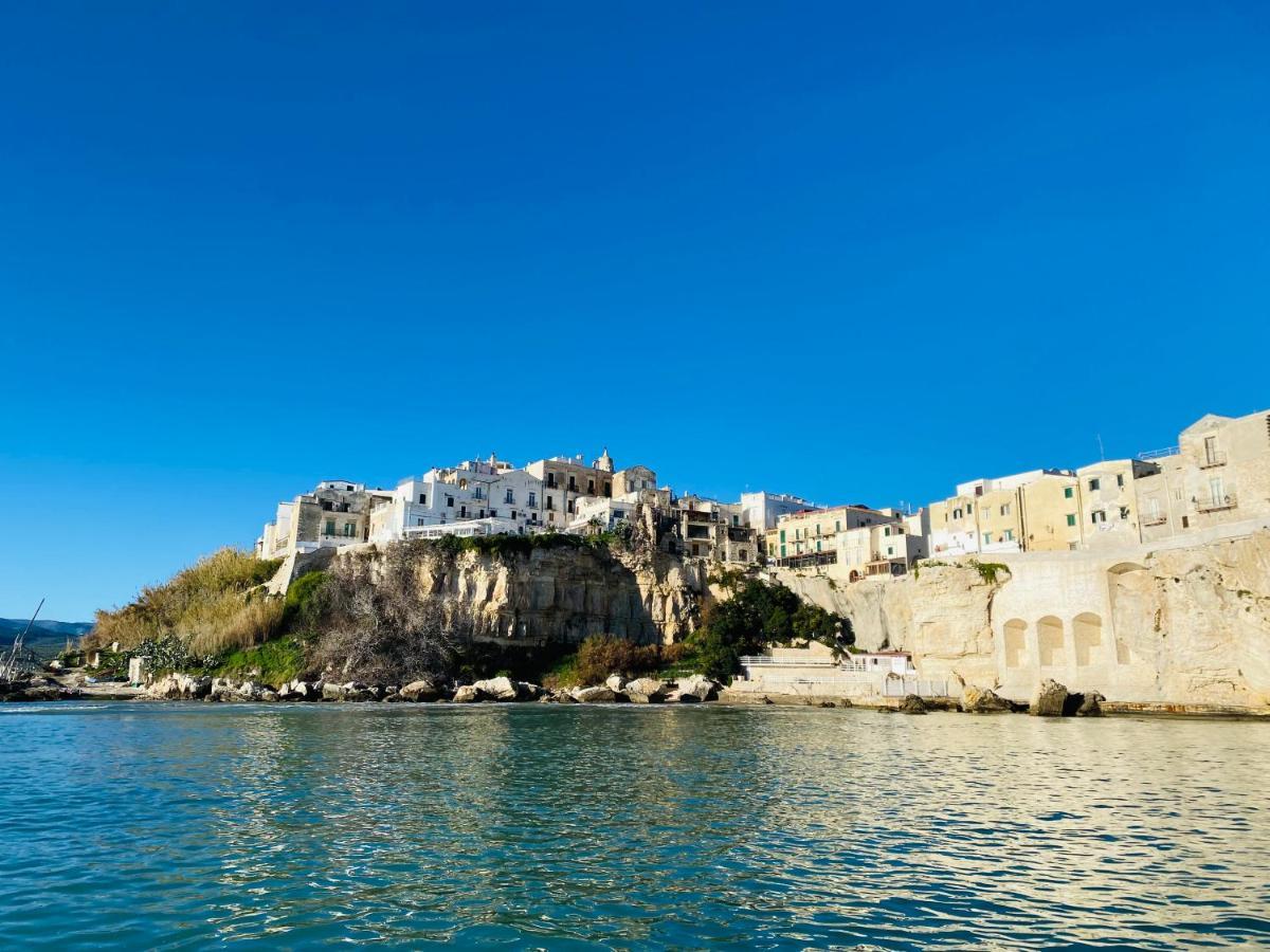 Hotel Punta San Francesco Вьесте Экстерьер фото