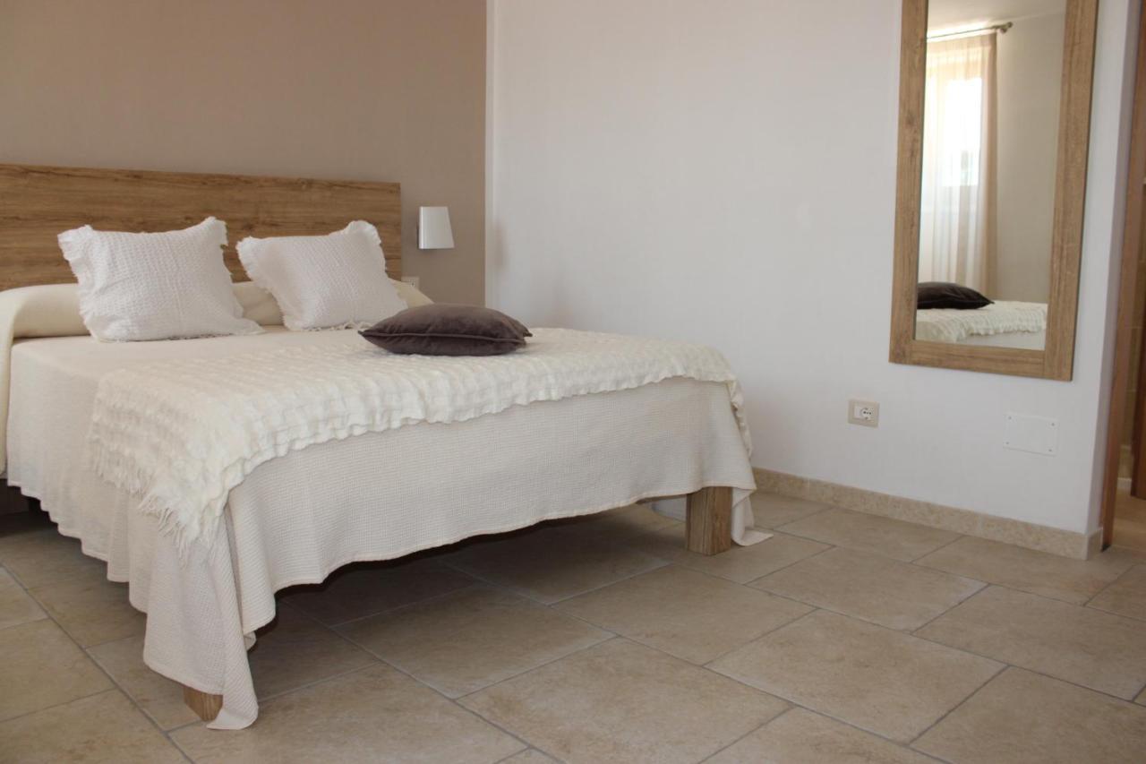 Hotel Punta San Francesco Вьесте Экстерьер фото