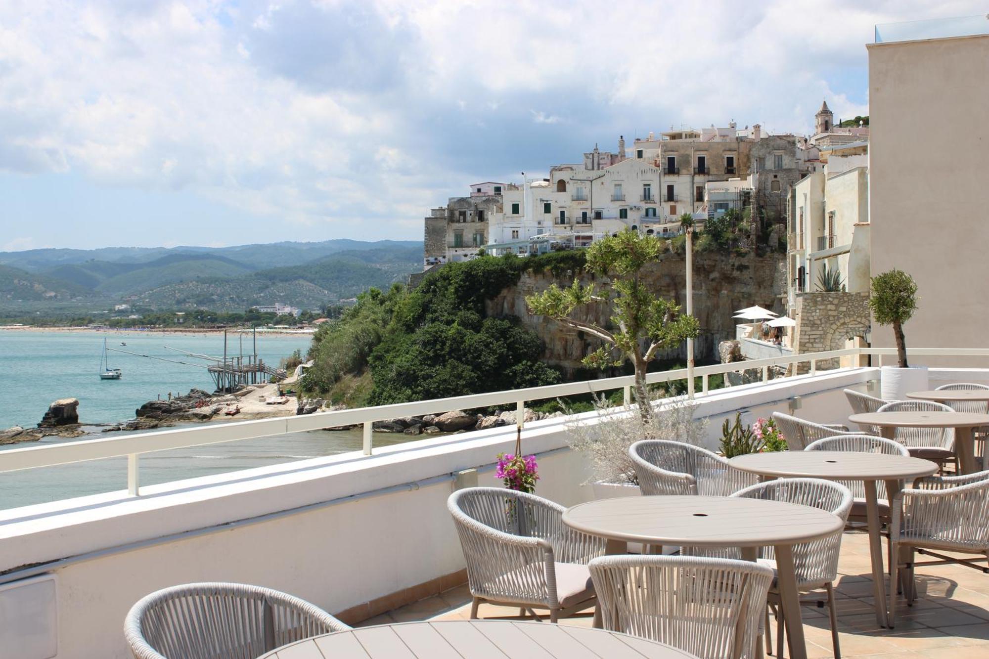 Hotel Punta San Francesco Вьесте Экстерьер фото